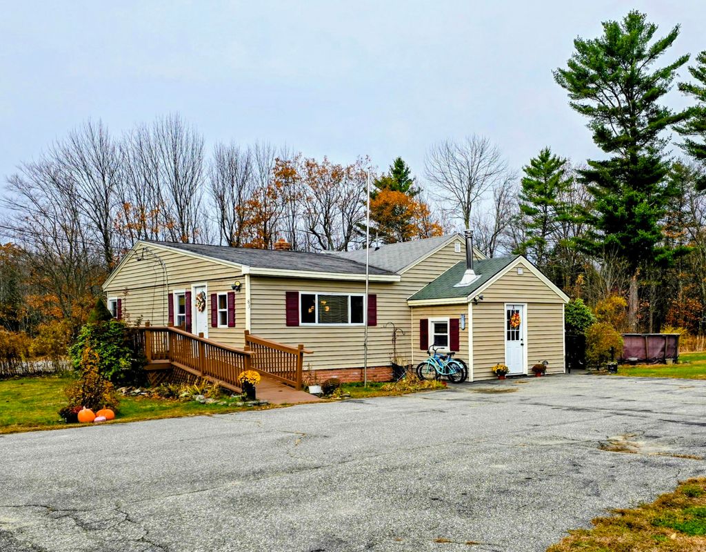 Photo of 83 Phelan Street, Sabattus, ME 04280 (MLS # 1643191)