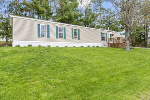 Photo of 20 Marc Ave AVE, Topsham, ME 04086 (MLS # 1661989)