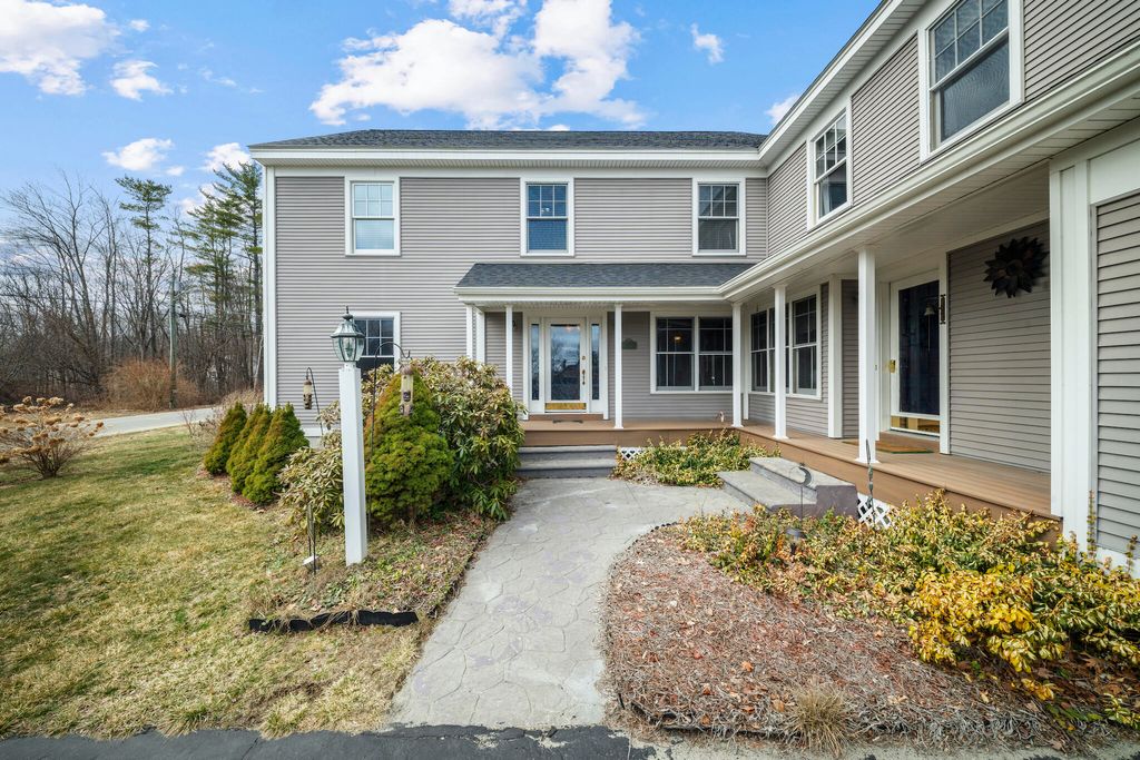 Photo of 13 Forest Park, Waterville, ME 04901 (MLS # 1657010)