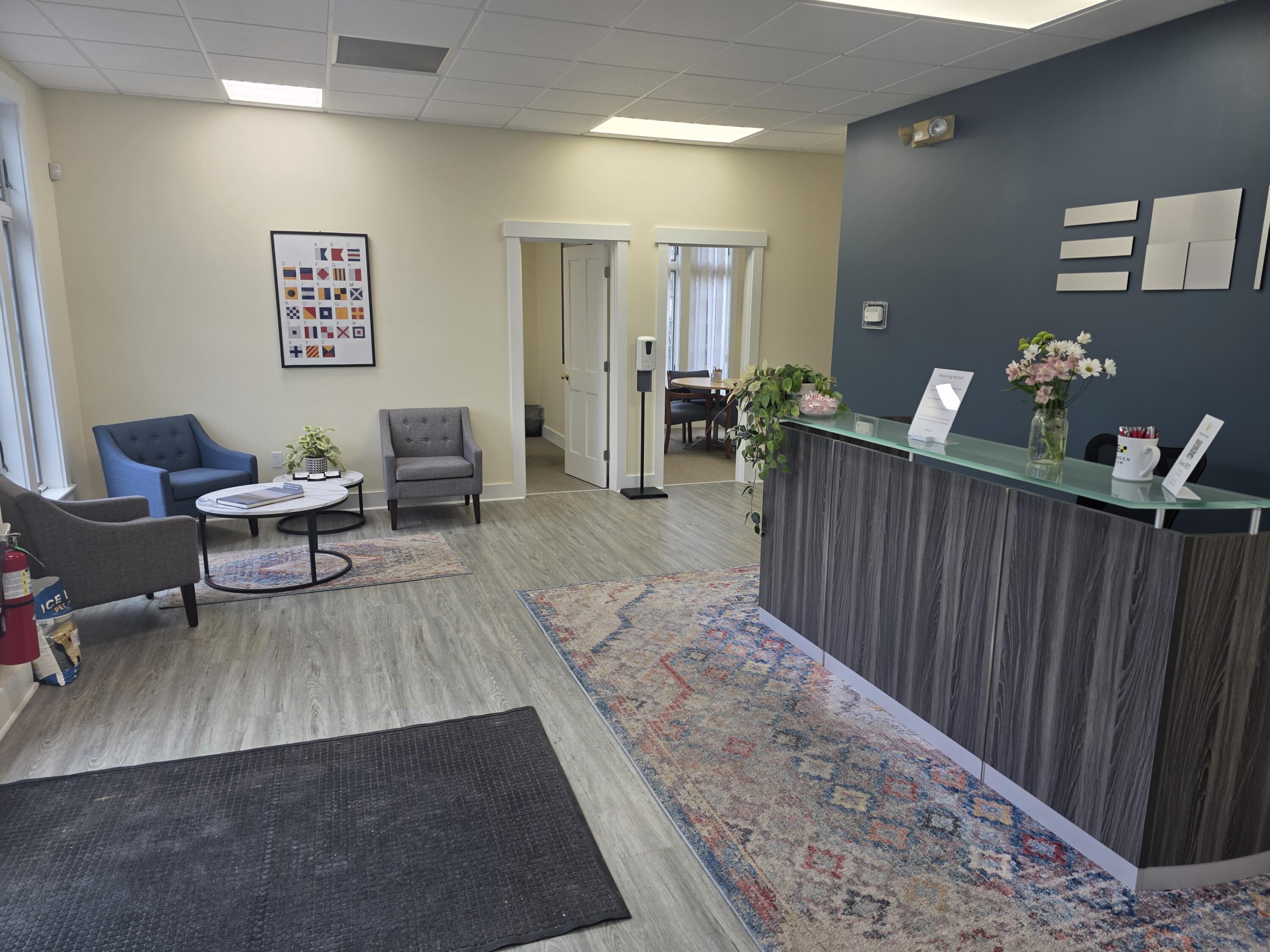 477 Commercial Street