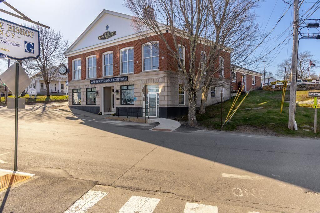 Photo of 4 Townsend Avenue, Boothbay Harbor, ME 04538 (MLS # 1659741)