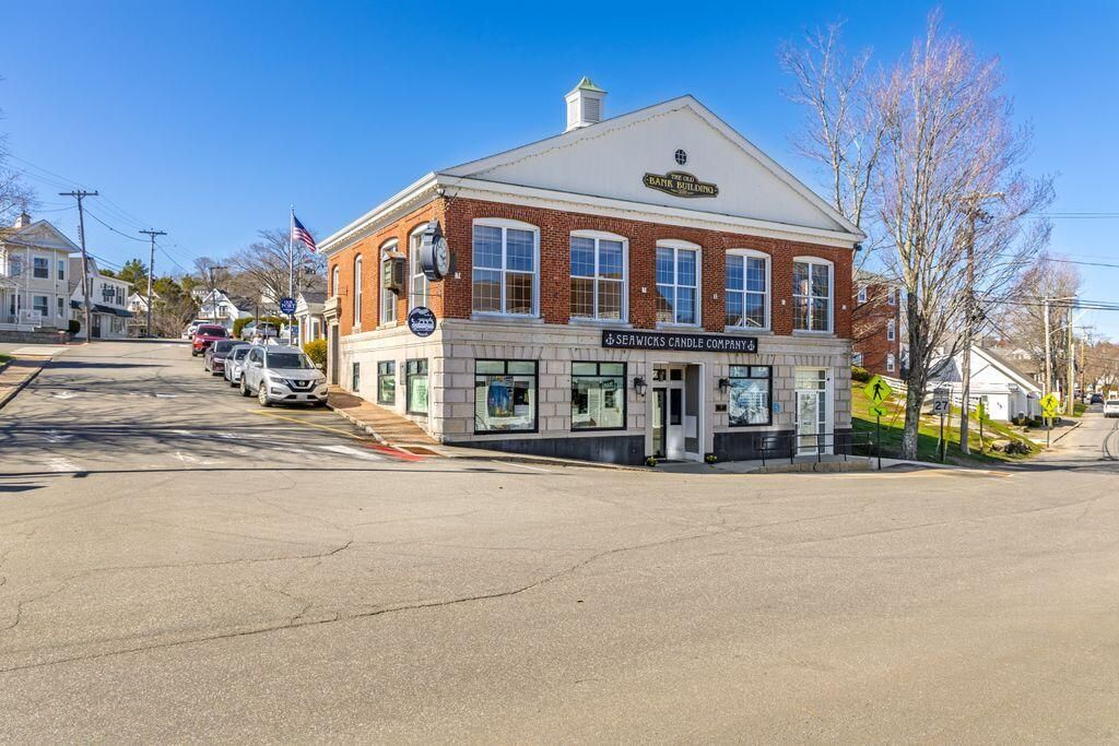 Photo of 4 Townsend Avenue, Boothbay Harbor, ME 04538 (MLS # 1659741)