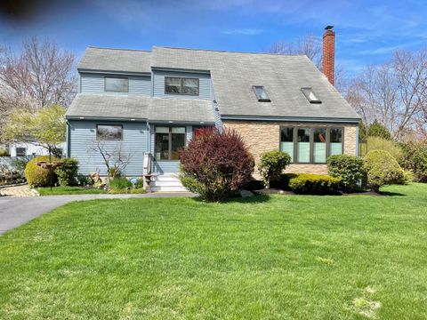 Photo of 16 Howard Avenue, Wells, ME 04090 (MLS # 1656377)