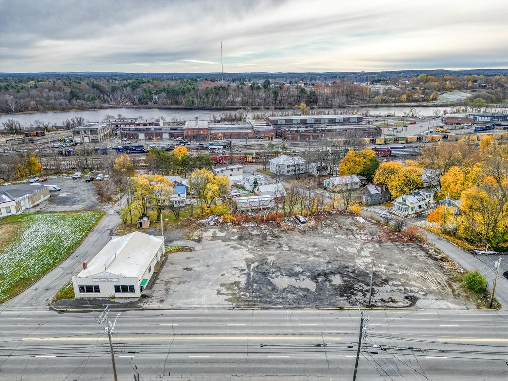 Photo of 171 College Avenue, Waterville, ME 04901 (MLS # 1643575)