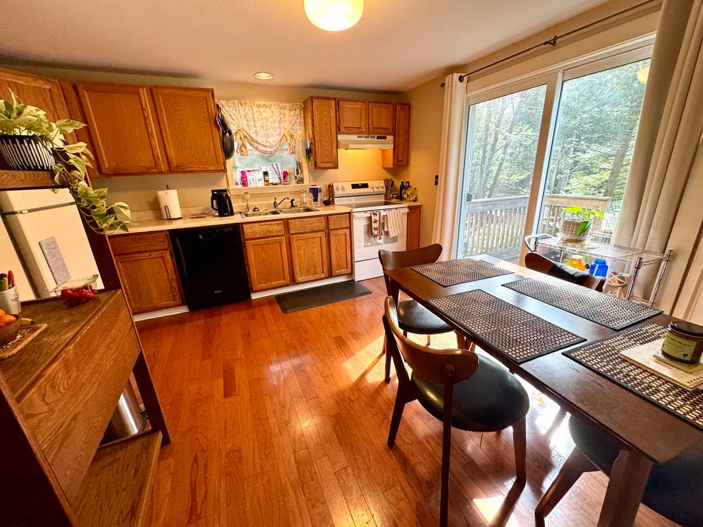 Photo of 5 Colburn Drive #10, Orono, ME 04473 (MLS # 1661655)