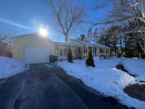 Photo of 12 Sheltra Avenue, Biddeford, ME 04005 (MLS # 1651496)