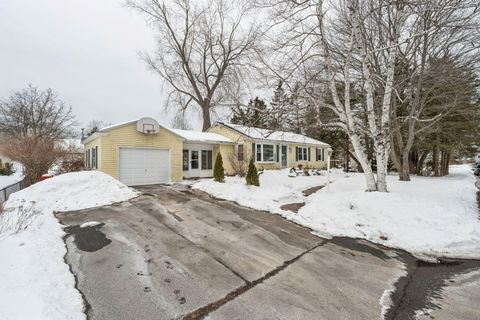 Photo of 12 Sheltra Avenue, Biddeford, ME 04005 (MLS # 1651496)