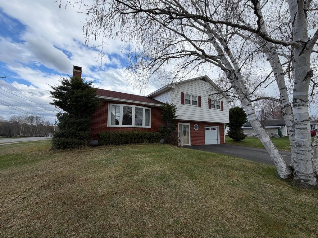 Photo of 43 Elm Street, East Millinocket, ME 04430 (MLS # 1661406)
