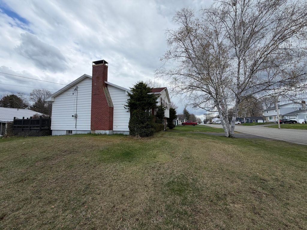 Photo of 43 Elm Street, East Millinocket, ME 04430 (MLS # 1661406)