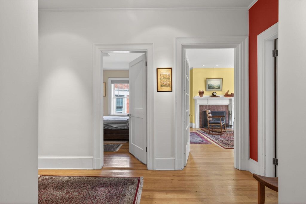 Photo of 122 Neal Street #3N, Portland, ME 04102 (MLS # 1655604)