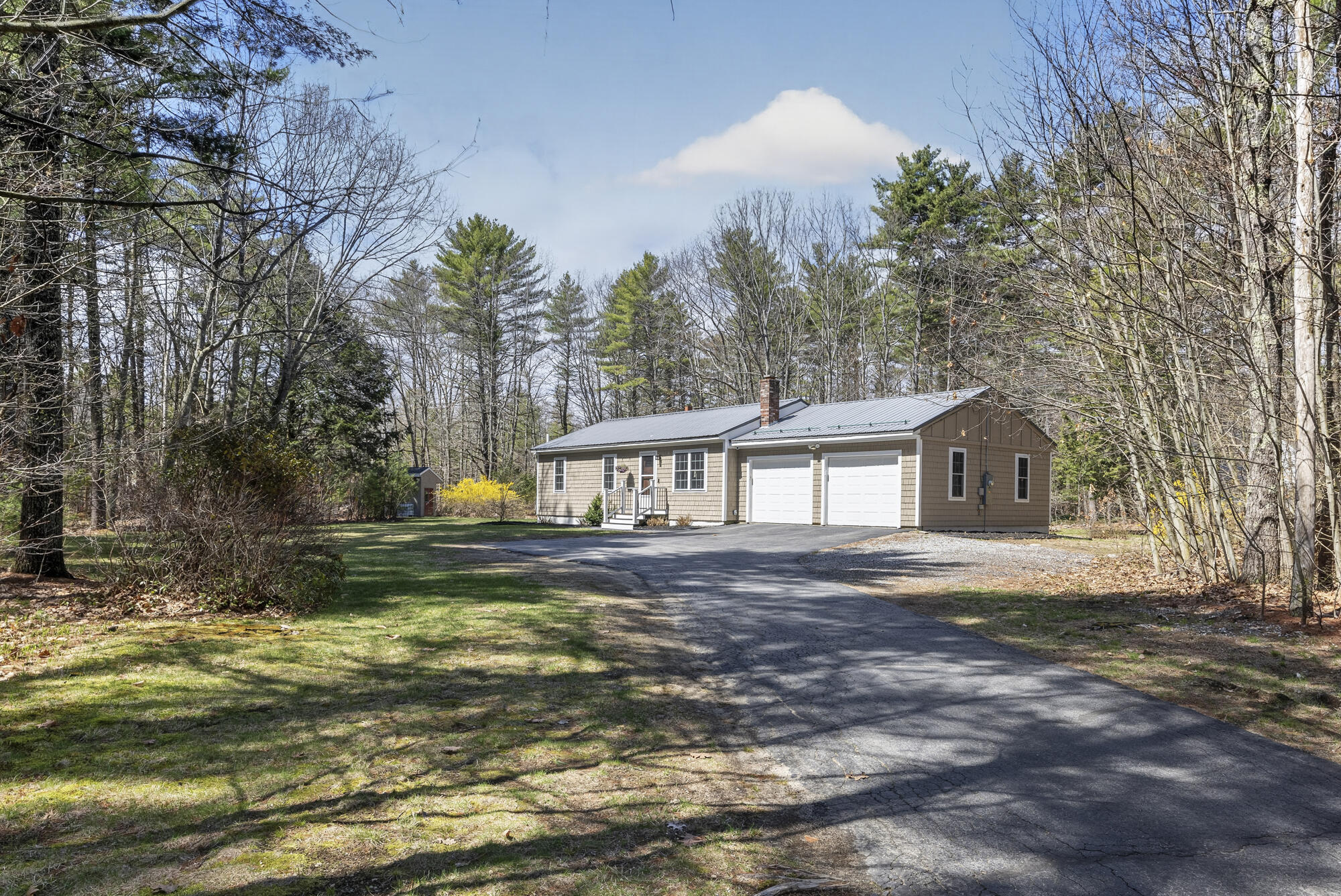 10 Standish Neck Road