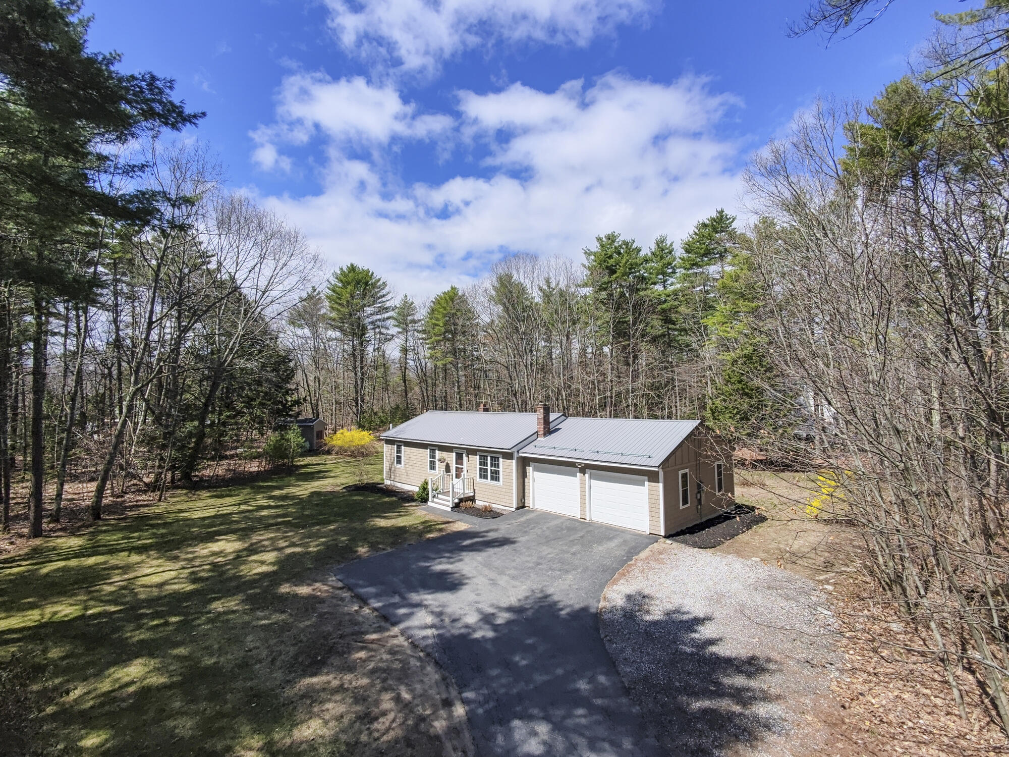 10 Standish Neck Road
