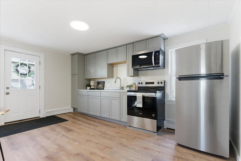 Photo of 65 Winter Street, Lewiston, ME 04240 (MLS # 1647292)