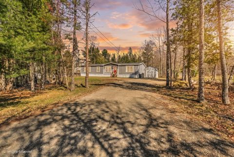 Photo of 1047 Sunset Avenue, Glenburn, ME 04401 (MLS # 1661384)
