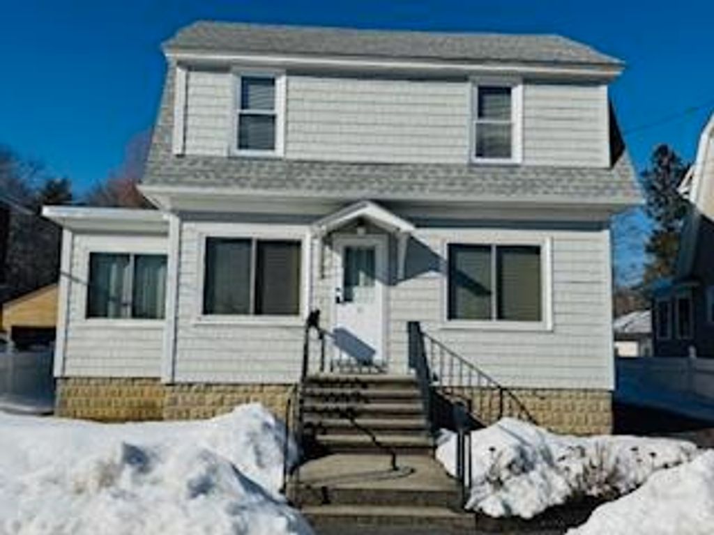 Photo of 15 Rudman Road, Portland, ME 04102 (MLS # 1653667)