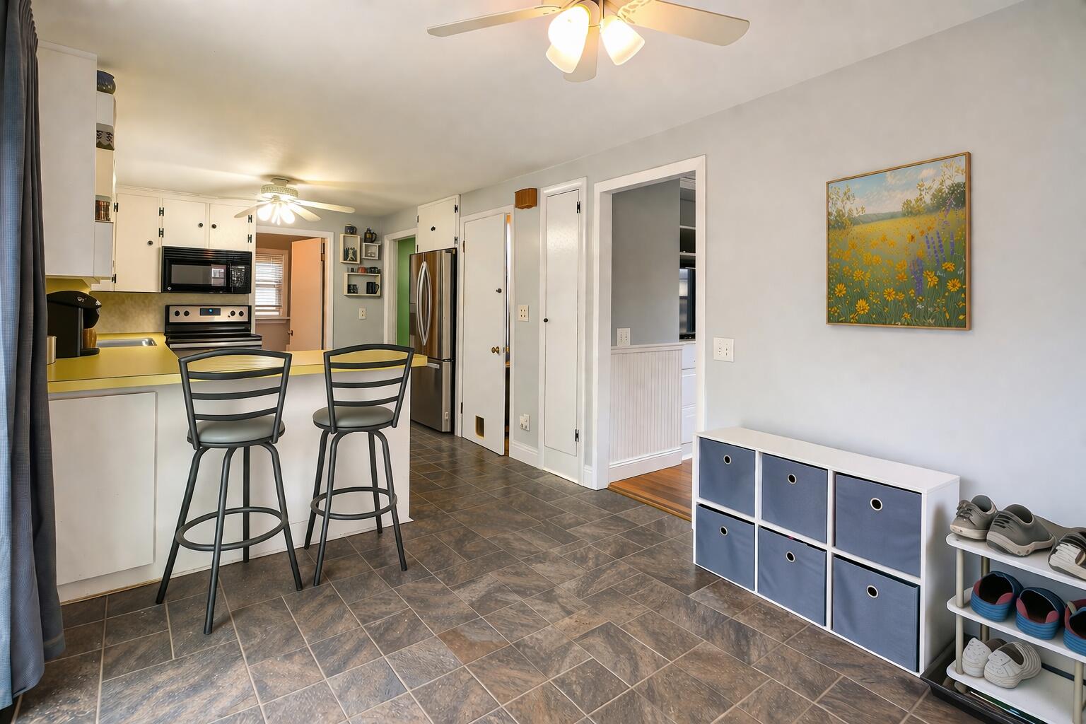 1104 Pequawket Trail