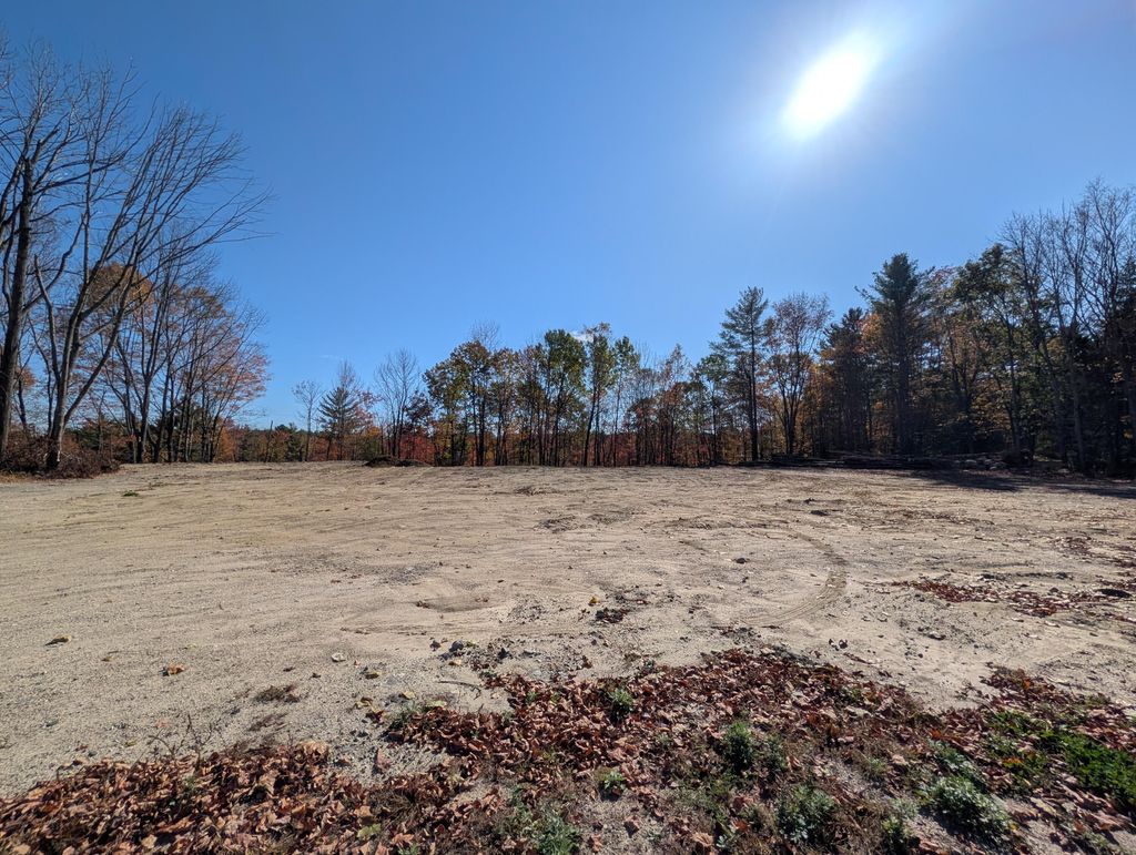 Photo of 1639 Main Street, Lewiston, ME 04240 (MLS # 1642488)