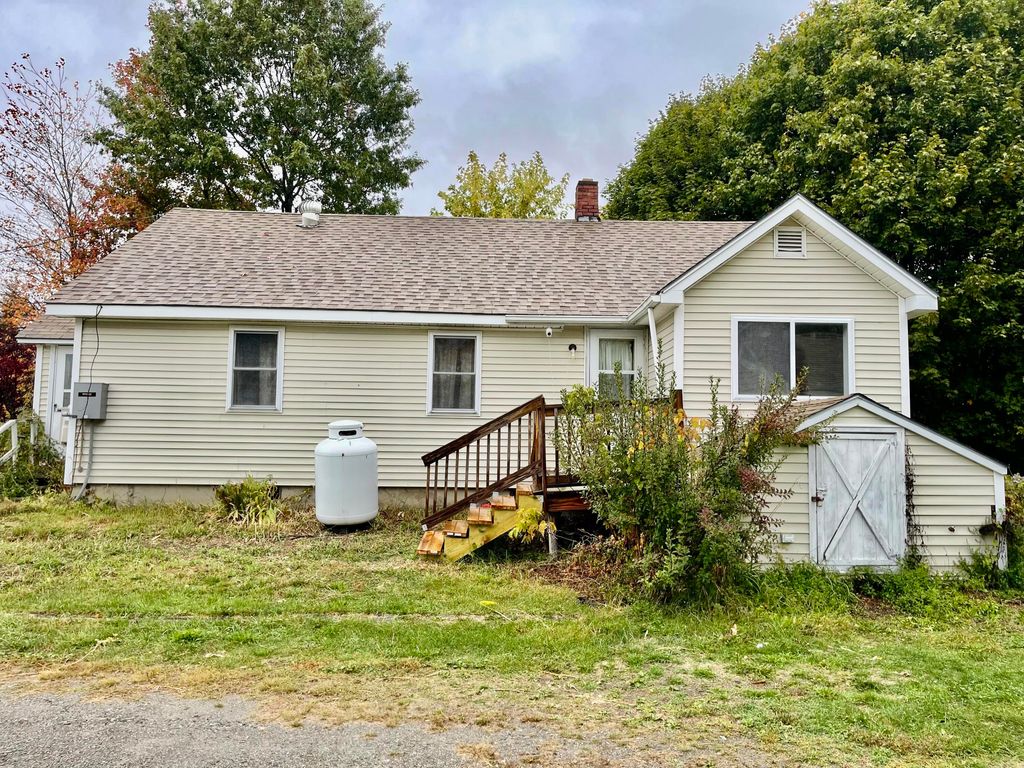 Photo of 879 Hudson Road, Glenburn, ME 04401 (MLS # 1640267)