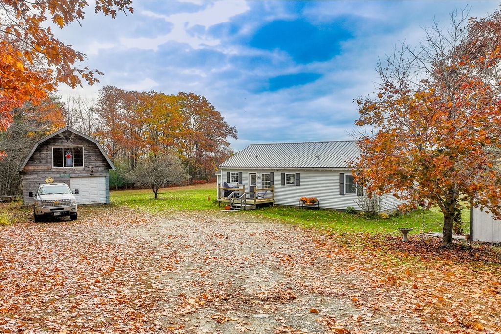 Photo of 1008 Pinnacle Road, Liberty, ME 04949 (MLS # 1642522)