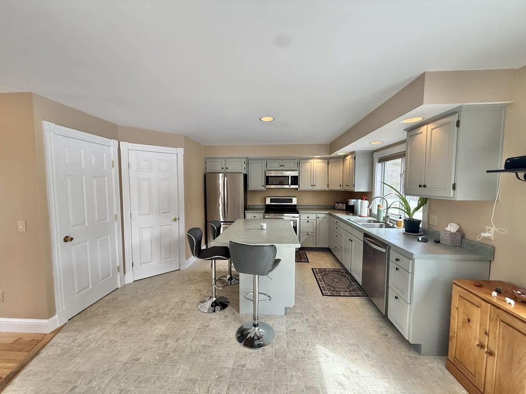 Photo of 79 S Pleasant Street, Bowdoinham, ME 04008 (MLS # 1654369)