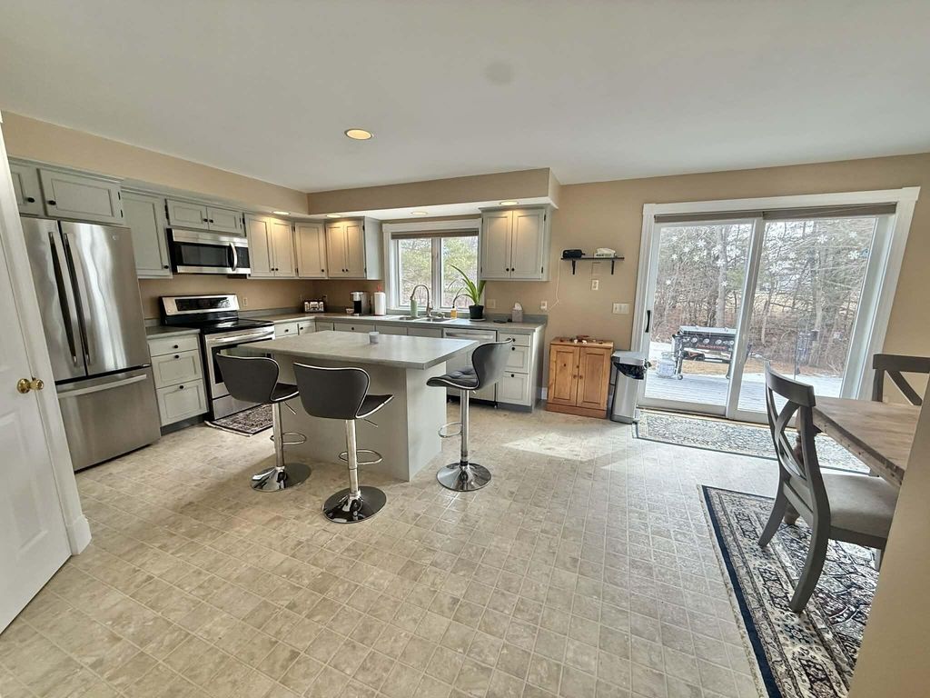 Photo of 79 S Pleasant Street, Bowdoinham, ME 04008 (MLS # 1654369)