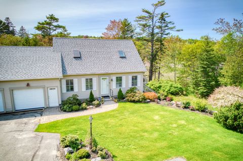 Photo of 30 Village Court #36, Boothbay Harbor, ME 04538 (MLS # 1651209)