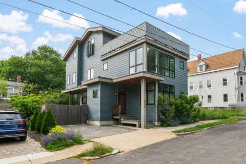 Photo of 107 Monument Street, Portland, ME 04101 (MLS # 1656685)