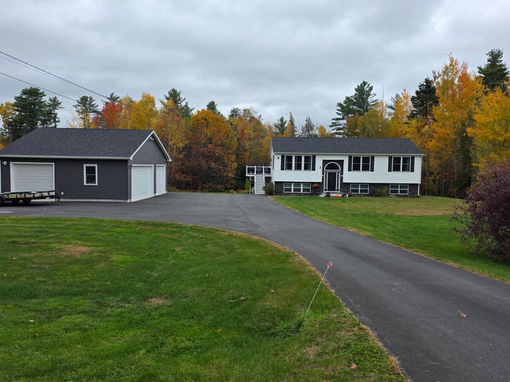 Photo of 10 Kelliher Street, Glenburn, ME 04401 (MLS # 1641614)