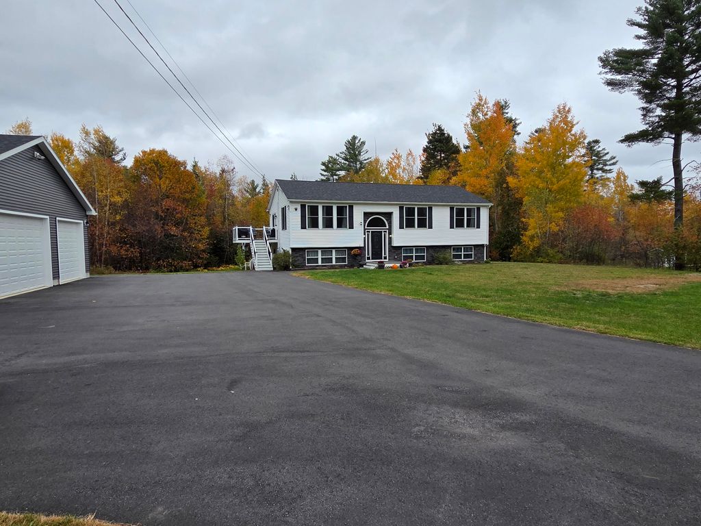 Photo of 10 Kelliher Street, Glenburn, ME 04401 (MLS # 1641614)