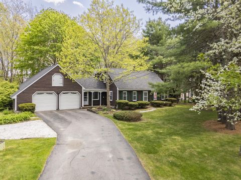 Photo of 44 Winnocks Neck Road, Scarborough, ME 04074 (MLS # 1663009)