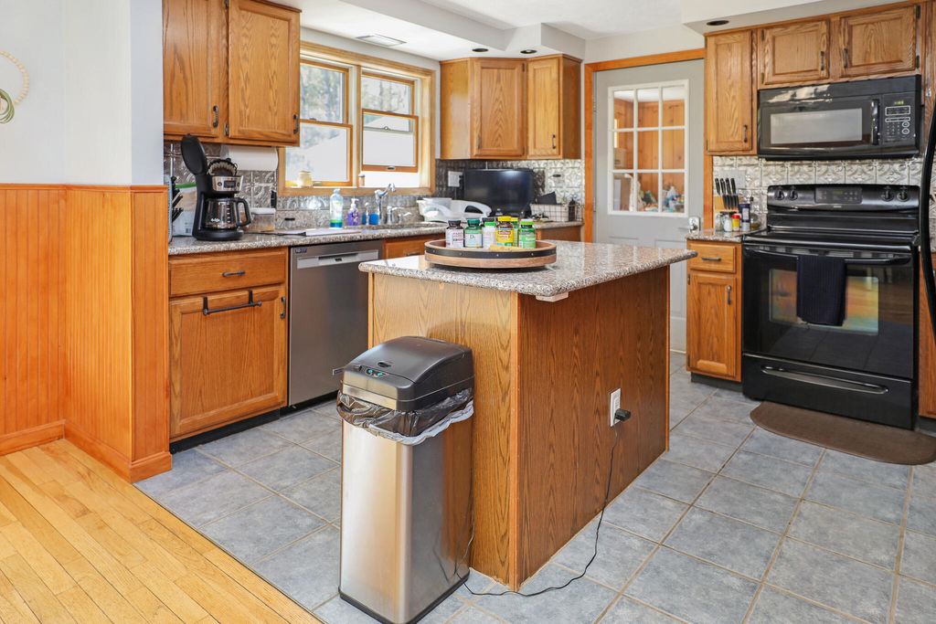 Photo of 259 Averill Hill Road, Dixfield, ME 04224 (MLS # 1589264)