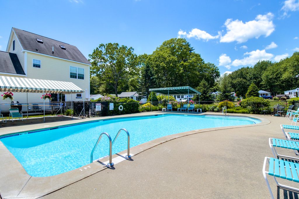 Photo of 76 Post Road #8M, Wells, ME 04090 (MLS # 1653317)