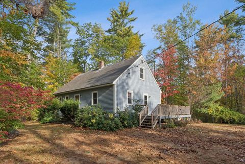 Photo of 5 W 4th Street, North Berwick, ME 03906 (MLS # 1641019)