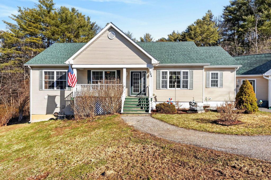 Photo of 384 Pond Road, Lewiston, ME 04240 (MLS # 1657377)