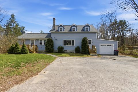 Photo of 378 Sanford Road, Wells, ME 04090 (MLS # 1661018)