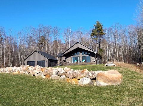 Photo of 79 Scenic Heights Drive, Oxford, ME 04270 (MLS # 1660331)