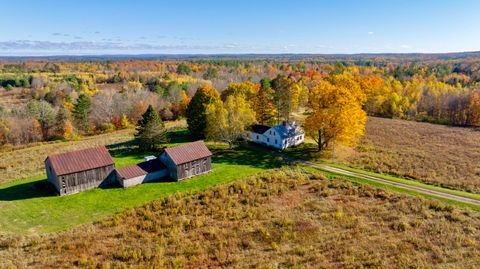 Photo of 410 Middle Road, Fairfield, ME 04937 (MLS # 1641281)