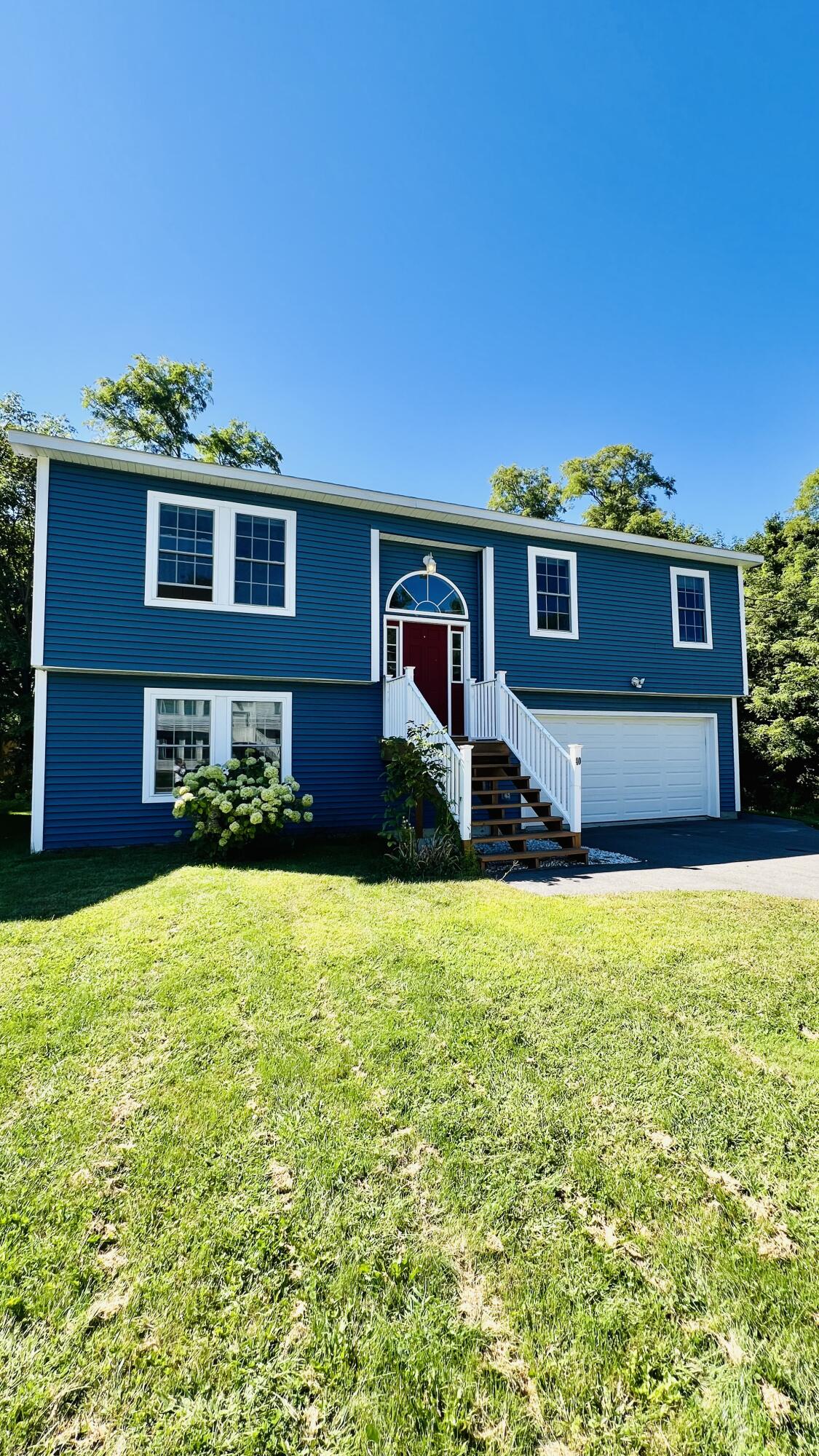 40 Ellis Court