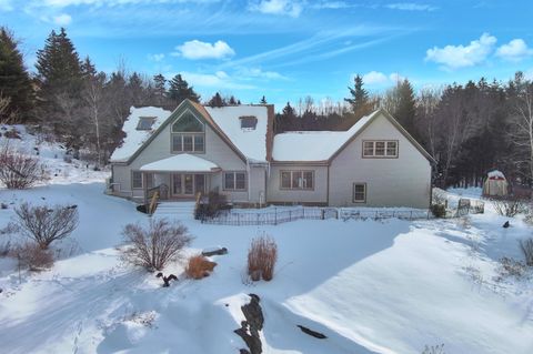 Photo of 63 Raccoon, Cushing, ME 04563 (MLS # 1650972)