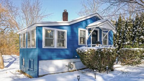 Photo of 1549 Westbrook Street, Portland, ME 04102 (MLS # 1644938)