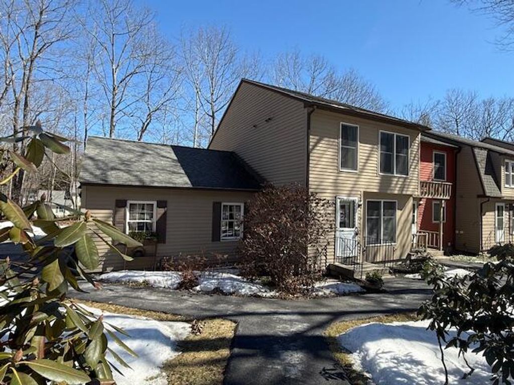 Photo of 308 Evergreen Drive #308, Waterville, ME 04901 (MLS # 1654353)