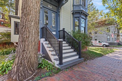 Photo of 34 West Street #3, Portland, ME 04102 (MLS # 1640133)