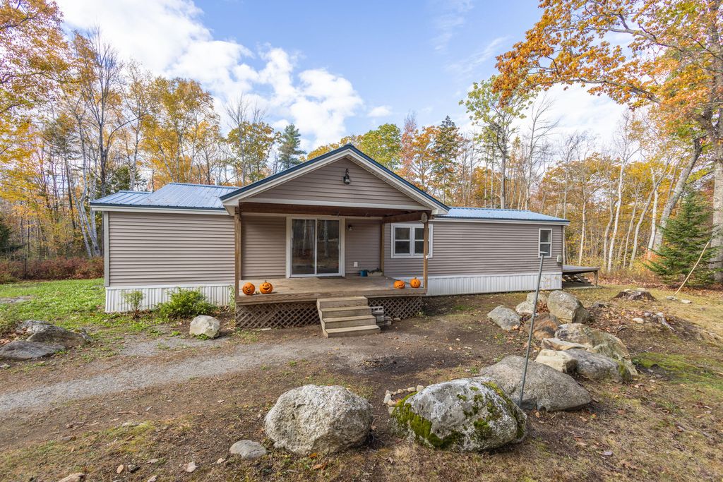 Photo of 7 Morton Road, Lincolnville, ME 04849 (MLS # 1641884)