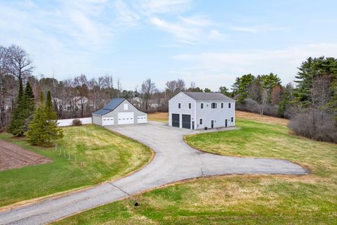 Photo of 34 Maurice Way, Cumberland, ME 04021 (MLS # 1660244)