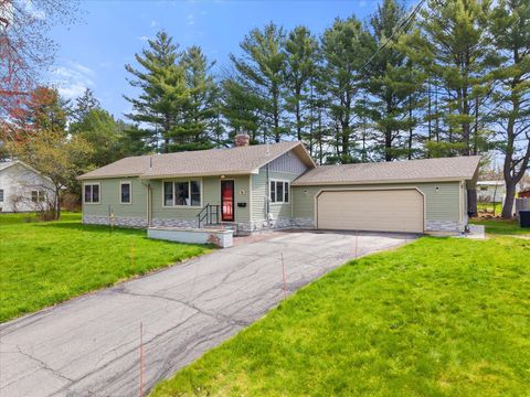 Photo of 74 Madison Avenue, Brewer, ME 04412 (MLS # 1660597)