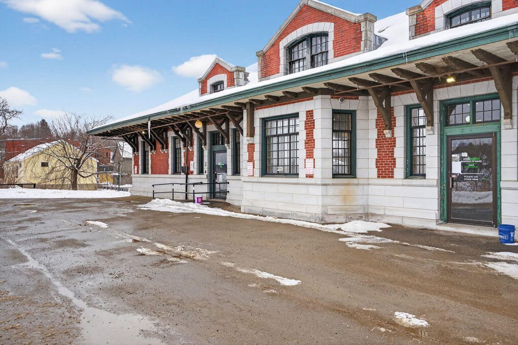 Photo of 31 Main Avenue, Gardiner, ME 04345 (MLS # 1652098)