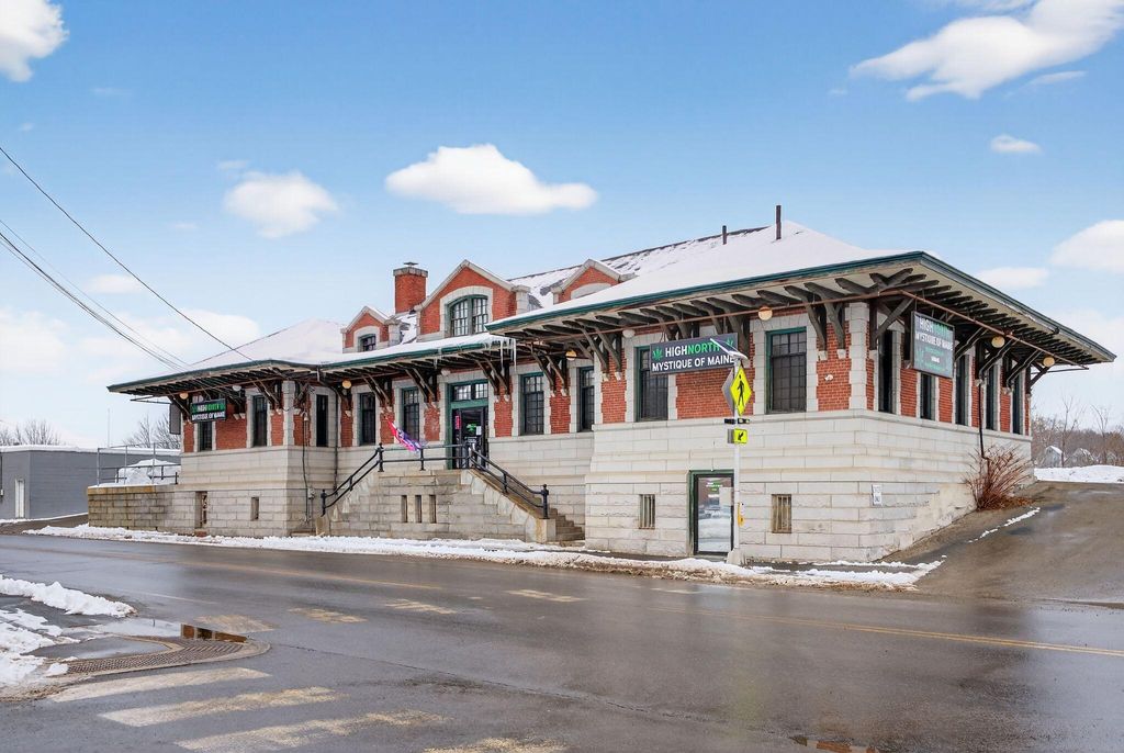 Photo of 31 Main Avenue, Gardiner, ME 04345 (MLS # 1652098)