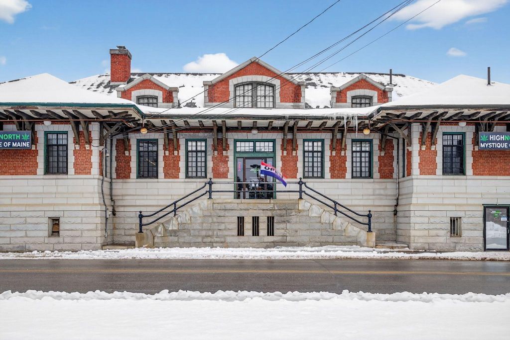 Photo of 31 Main Avenue, Gardiner, ME 04345 (MLS # 1652098)