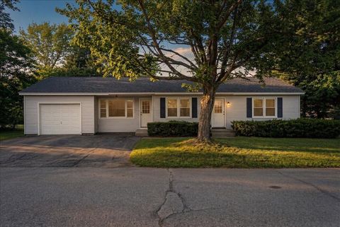 Photo of 15 Michaud Avenue, Lewiston, ME 04240 (MLS # 1654103)