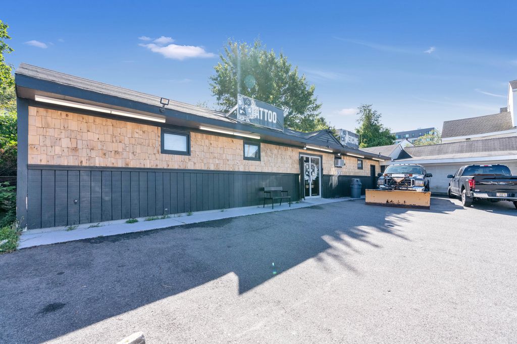 Photo of 255-259 St John&#39;s Street, Portland, ME 04102 (MLS # 1636066)